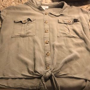 Woman’s blouse
